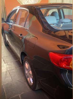 TOYOTA-COROLLA-2009