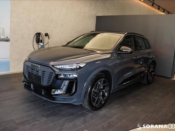 AUDI Q6 E-TRON 100 KW ELÉTRICO PERFORMANCE BLACK QUATTRO