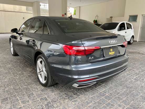 AUDI-A4-2.0 TFSI GASOLINA PRESTIGE S TRONIC AUDI-A4-2021