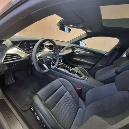 AUDI-E-TRON GT-2023