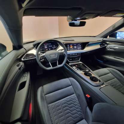 AUDI-E-TRON GT-2023