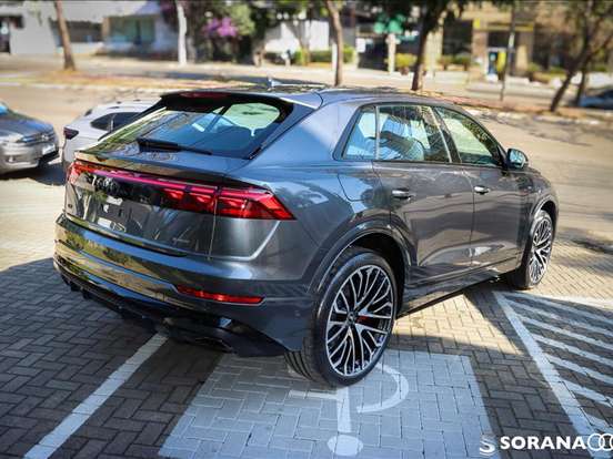 AUDI-Q8-3.0 TFSI GASOLINA PERFORMANCE BLACK QUATTRO TIPTRONIC AUDI-Q8-2025