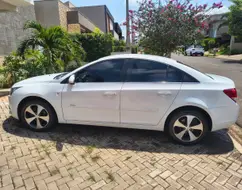 CHEVROLET CRUZE 1.8 LT 16V FLEX 4P AUTOMÁTICO CHEVROLET CRUZE 1.8 LT 16V FLEX 4P AUTOMÁTICO