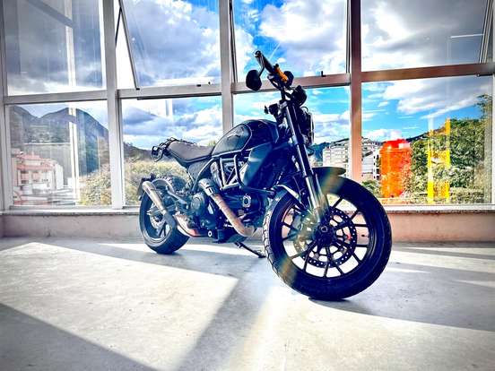 DUCATI-SCRAMBLER ICON-2024