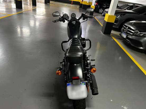 HARLEY-DAVIDSON-SPORTSTER IRON 883-2020