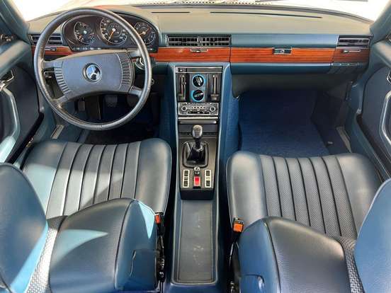 MERCEDES-BENZ-280 S-1975