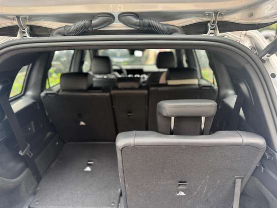 MERCEDES-BENZ-GLB 200-2020