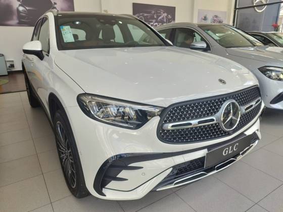MERCEDES-BENZ GLC 300 2.0 MHEV AMG LINE 4MATIC 9G-TRONIC