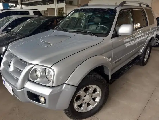 MITSUBISHI PAJERO SPORT 3.5 HPE 4X4 V6 24V FLEX 4P AUTOMÁTICO