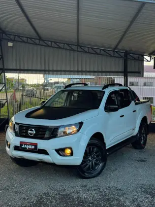 NISSAN FRONTIER 2.3 16V TURBO DIESEL X-GEAR EDITION CD 4X4 AUTOMÁTICO NISSAN FRONTIER 2.3 16V TURBO DIESEL X-GEAR EDITION CD 4X4 AUTOMÁTICO