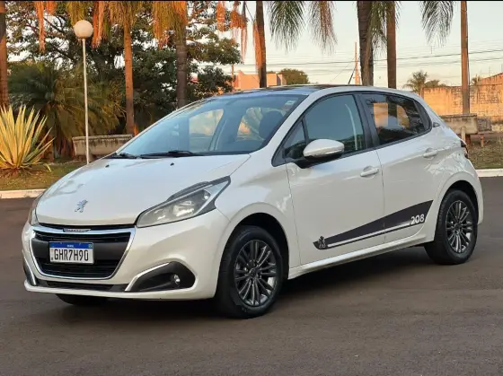 PEUGEOT 208 1.2 ALLURE 12V FLEX 4P MANUAL