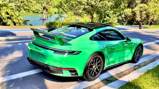 PORSCHE-911-2020