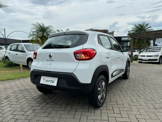 RENAULT KWID 1.0 12V SCE FLEX INTENSE MANUAL