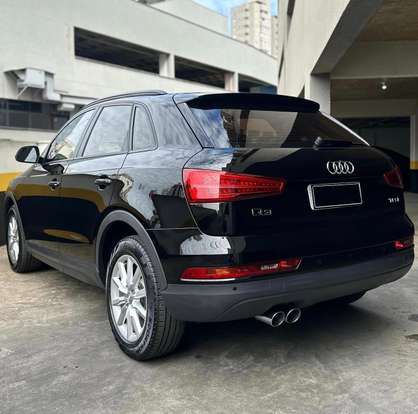 AUDI-Q3-2018