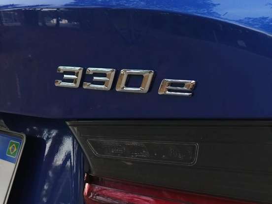 BMW-330e-2.0 16V TURBO HÍBRIDO M SPORT AUTOMÁTICO BMW-330e-2022