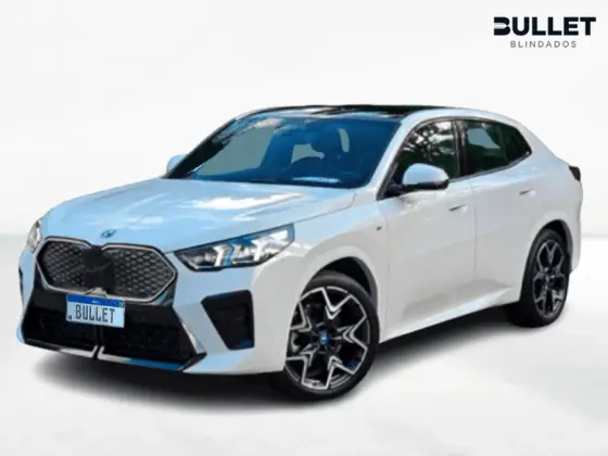 BMW iX2 64,8 KW ELÉTRICO XDRIVE30 M SPORT
