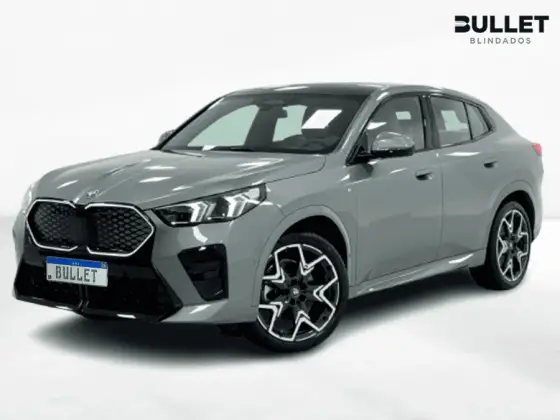 BMW iX2 64,8 KW ELÉTRICO XDRIVE30 M SPORT
