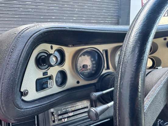 CHEVROLET-CAMARO-1976