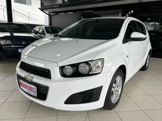 CHEVROLET SONIC 1.6 LT 16V FLEX 4P MANUAL CHEVROLET SONIC 1.6 LT 16V FLEX 4P MANUAL