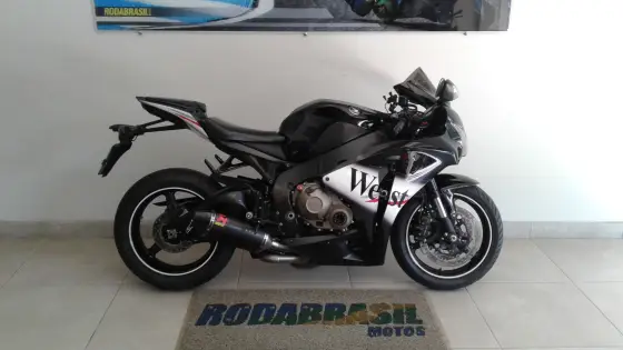 HONDA CBR 1000RR 