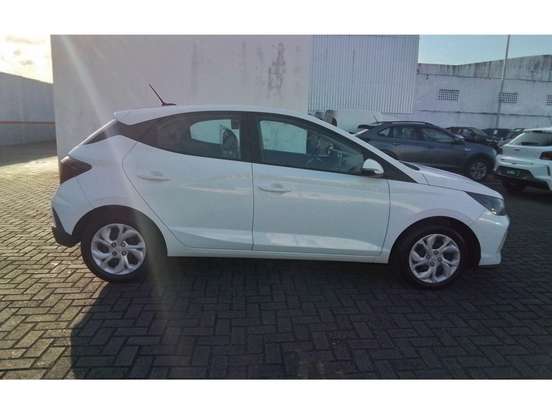 HYUNDAI-HB20-1.0 12V FLEX COMFORT PLUS MANUAL HYUNDAI-HB20-2023
