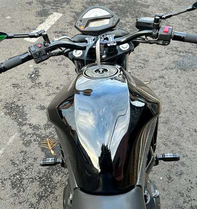 KAWASAKI-ER-6N-2011