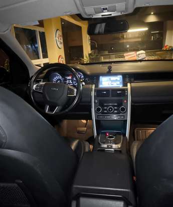 LAND ROVER-DISCOVERY SPORT-2015