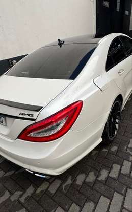 MERCEDES-BENZ-CLS 63 AMG-5.5 V8 TURBO GASOLINA 4P AUTOMÁTICO MERCEDES-BENZ-CLS 63 AMG-2011