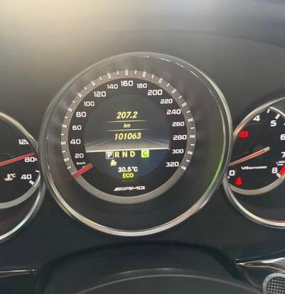MERCEDES-BENZ-CLS 63 AMG-5.5 V8 TURBO GASOLINA 4P AUTOMÁTICO MERCEDES-BENZ-CLS 63 AMG-2011