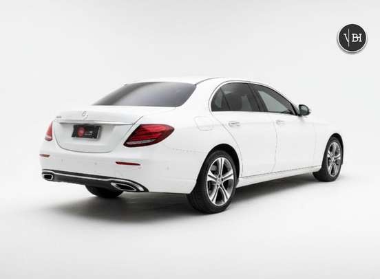MERCEDES-BENZ-E 250-2016