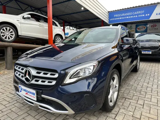 MERCEDES-BENZ GLA 200 1.6 CGI FLEX ADVANCE 7G-DCT MERCEDES-BENZ GLA 200 1.6 CGI FLEX ADVANCE 7G-DCT