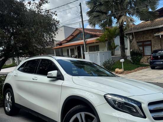MERCEDES-BENZ-GLA 200-1.6 CGI ADVANCE 16V TURBO FLEX 4P AUTOMÁTICO MERCEDES-BENZ-GLA 200-2017