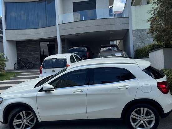MERCEDES-BENZ-GLA 200-1.6 CGI ADVANCE 16V TURBO FLEX 4P AUTOMÁTICO MERCEDES-BENZ-GLA 200-2017