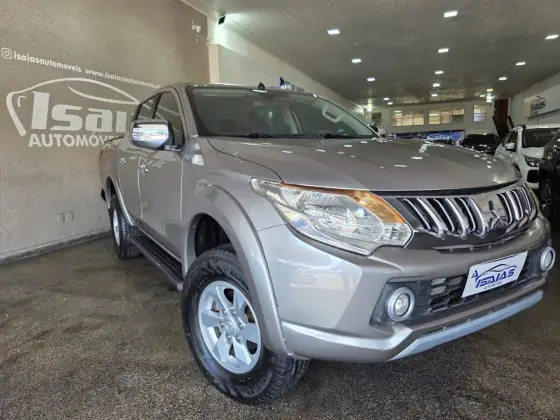 MITSUBISHI L200 TRITON 2.4 16V TURBO DIESEL SPORT HPE TOP CD 4P 4X4 AUTOMÁTICO