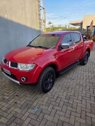 MITSUBISHI L200 TRITON 3.2 HPE 4X4 CD 16V TURBO INTERCOOLER DIESEL 4P AUTOMÁTICO