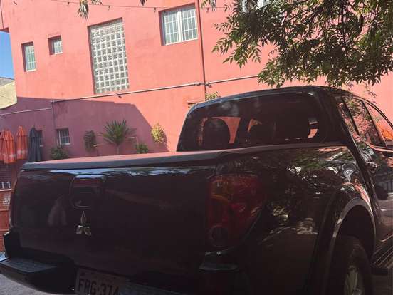 MITSUBISHI-L200 TRITON-3.5 HPE 4X4 CD V6 24V FLEX 4P AUTOMÁTICO MITSUBISHI-L200 TRITON-2013