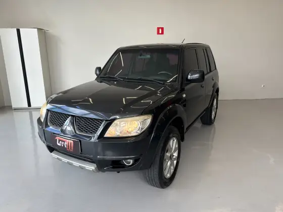 MITSUBISHI PAJERO TR4 2.0 4X4 16V FLEX 4P MANUAL