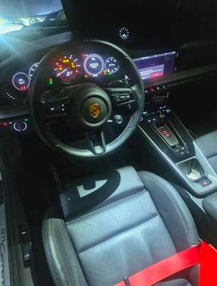 PORSCHE-911-2021
