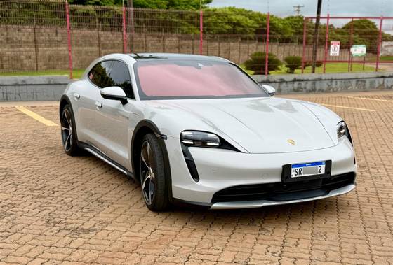 PORSCHE TAYCAN 4S CROSS TURISMO ELÉTRICO