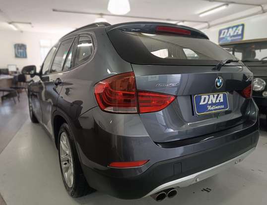 BMW-X1-2014