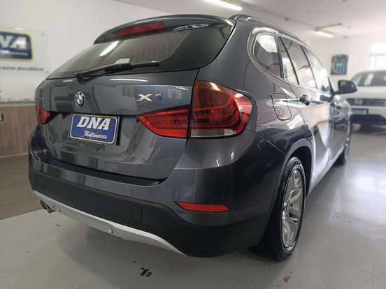 BMW-X1-2.0 16V TURBO ACTIVEFLEX SDRIVE20I 4P AUTOMÁTICO BMW-X1-2014