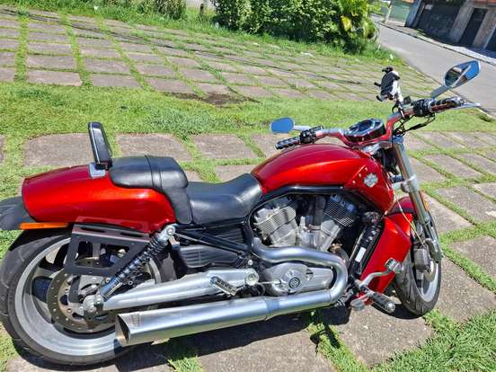 HARLEY-DAVIDSON-V-ROD MUSCLE-2013