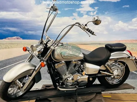 HONDA SHADOW 750 