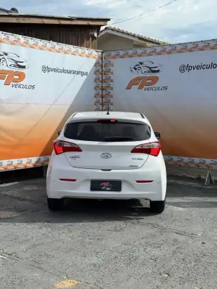 HYUNDAI-HB20-2015