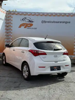 HYUNDAI-HB20-2015