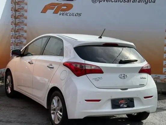 HYUNDAI-HB20-1.6 PREMIUM 16V FLEX 4P AUTOMÁTICO HYUNDAI-HB20-2015