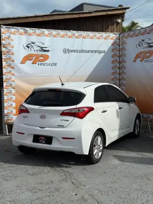HYUNDAI-HB20-2015