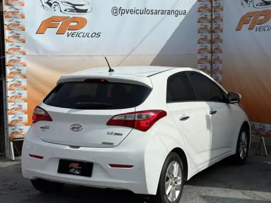 HYUNDAI-HB20-1.6 PREMIUM 16V FLEX 4P AUTOMÁTICO HYUNDAI-HB20-2015