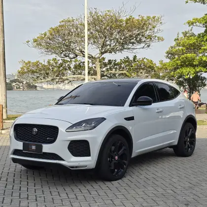 JAGUAR E-PACE 2.0 16V P250 GASOLINA FIRST EDITION AWD AUTOMÁTICO JAGUAR E-PACE 2.0 16V P250 GASOLINA FIRST EDITION AWD AUTOMÁTICO