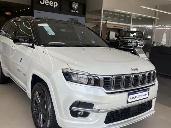 JEEP-COMMANDER-2.0 HURRICANE 4 TURBO GASOLINA OVERLAND AT9 JEEP-COMMANDER-2025